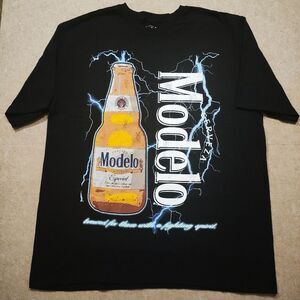 Black Cerveza Modelo Graphic T-Shirt -Q